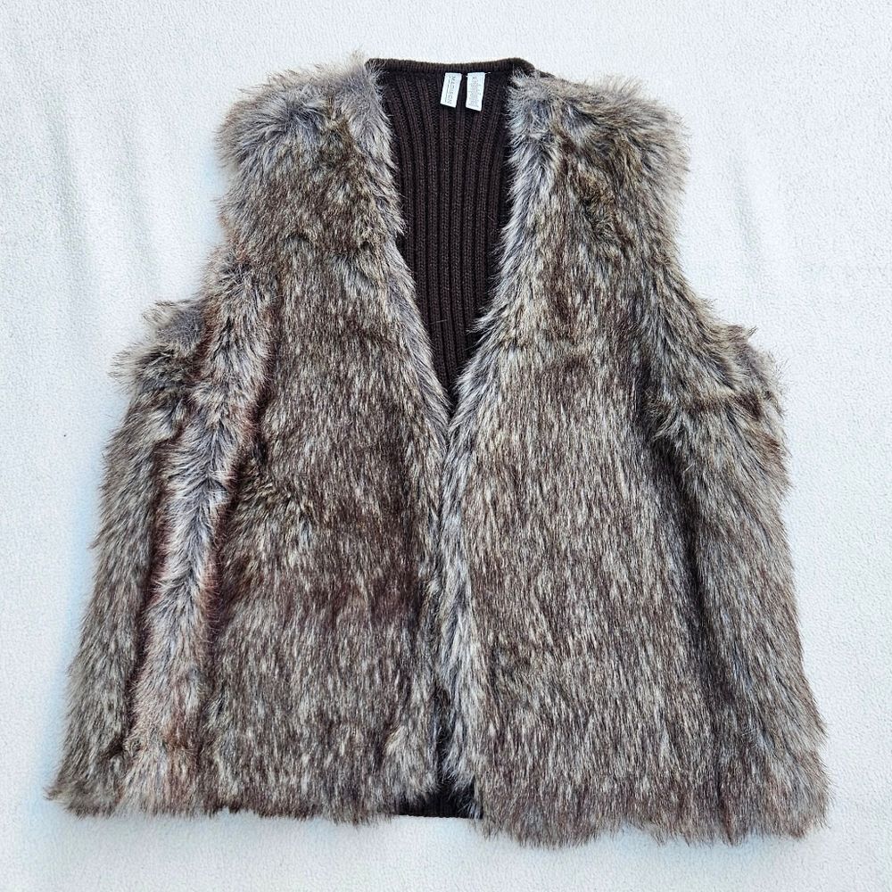Madison Brown Faux Fur Sweater Vest - Picture 3 of 10